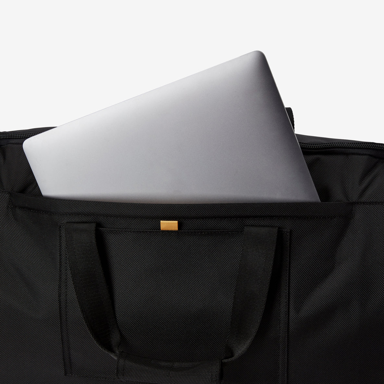 the-sport-duffle-bag-in-black